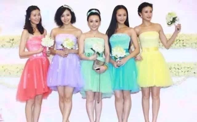 吃瓜湖南伴娘事件,吃瓜群众热议的婚礼风波  第3张